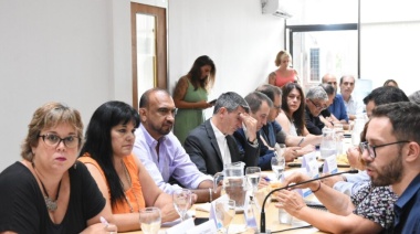 Estatales bonaerenses piden paritaria mensual y reclaman por recategorizaciones