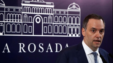 Manuel Adorni confirmó que Luis Caputo anunciará las primeras medidas económicas
