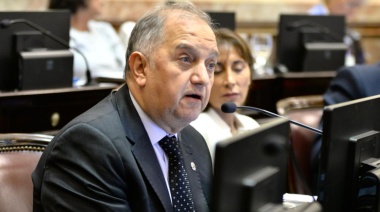 Carlos Linares: "La sociedad está harta" de conductas como las de Kueider