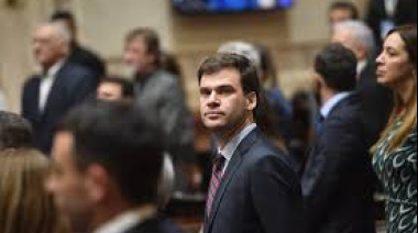 Juan Manuel López: “Estamos por fuera de los extremos y queremos representar a una opción seria”