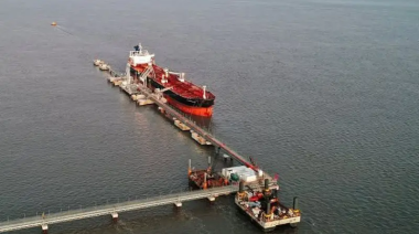 Bahía Blanca refuerza su rol estratégico en la logística energética con un nuevo cargamento petrolero