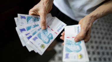 Los salarios volvieron a quedar debajo de la inflación en el arranque de 2026