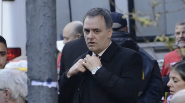 Caso Adorni: declara la escribana que certificó las propiedades bajo sospecha