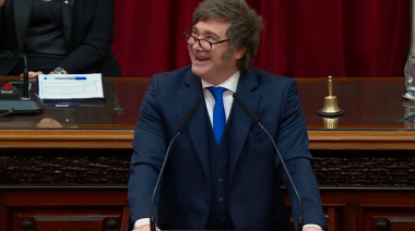 El 77% de los argentinos mantiene el mal humor social y Milei frena su caída en el 35% de aprobación