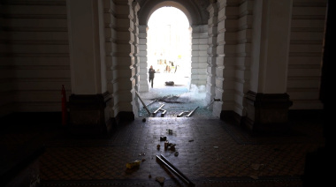 La Municipalidad de La Plata denunció penalmente a cooperativistas tras los graves destrozos en el Palacio Municipal
