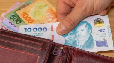 Los salarios formales cayeron un 1,8% en mayo frente a una inflación del 2,1% y se redujo el empleo registrado
