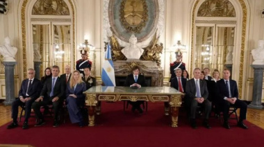 Milei anunció sanciones a empresas que operen en Malvinas y la construcción de una base naval