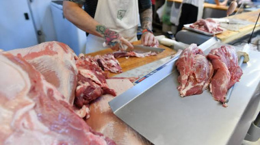 El consumo cayó en agosto y acumula nueve meses consecutivos en baja interanual