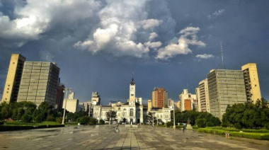 Primavera gris y destemplada: un "bloqueo" atmosférico mantiene al sol sin dar señales