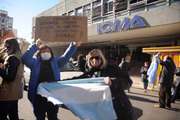 Marcha a la sede de IOMA por la rescisión del contrato con la AMP