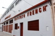 Buscan reubicar a estudiantes de una escuela privada bonaerense que anunció el cierre