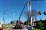 Nuevas columnas de hormigón para los tendidos eléctricos troncales de La Plata