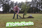 Gray lanzó un plan de forestación para el municipio