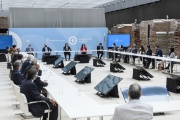 El Gobierno recibió a empresarios