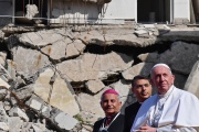 El Papa se despidió de Irak con mensajes contra el terrorismo y por una reconstrucción sin venganza