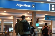 Buenos Aires propone PCR obligatorio en Migraciones para quienes ingresen al país