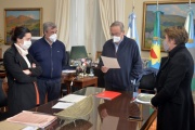 El municipio y Alimentos Tandil escrituraron en el parque industrial para ampliar la planta existente