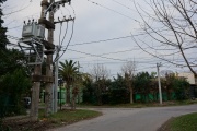 EDELAP amplía la red eléctrica de un sector de City Bell
