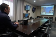 Watson junto a Moroni y Malec reunidos por la situación del trabajo en el distrito