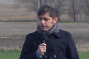 Kicillof anunció la vacunación libre para mayores de 50 años y embarazadas