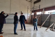 Bertellys recorrió la obra del SUM en Villa Piazza Sur