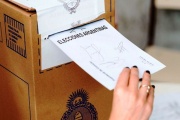 La Junta Electoral bonaerense oficializó el cronograma electoral para las PASO