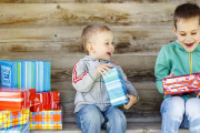 Este día del niño la ropa podría ganarle a los juguetes en los regalos