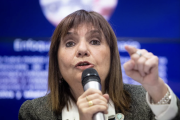 Bullrich presentó un sistema para desbloquear celulares en causas criminales de alto impacto