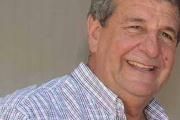 “Vayan practicando con la escoba”: un intendente electo de Corrientes advirtió a los “ñoquis” municipales