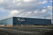 Cierres y despidos: Whirlpool abandonó su planta industrial en Pilar