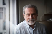 Los Generales en sus laberintos por Carlos Fara
