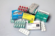 La ANMAT habilitó la venta libre de medicamentos para afecciones de baja complejidad