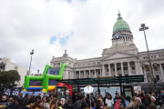 Marcha frente al Congreso en rechazo a las modificaciones de la Ley de Tierras.