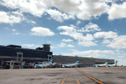 El cierre temporal de Aeroparque altera los vuelos en Bahía Blanca: las operaciones se trasladan a Ezeiza