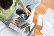 Tarjetas de crédito: solo un tercio pagó el total de su último resumen