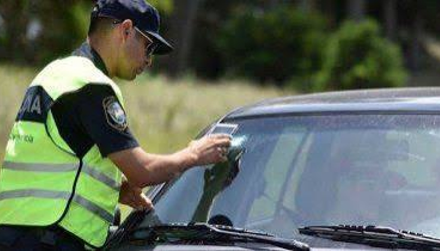 El Gobierno bonaerense fijó el nuevo valor de las multas de tránsito: las infracciones graves superan los $2.200.000